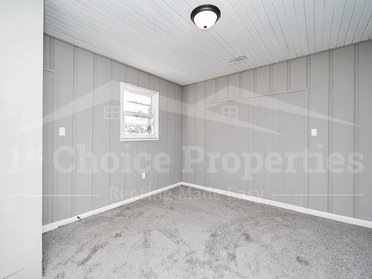 108 13th Ave NW — Photo 13