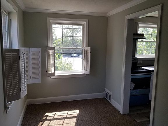 3rd image of 1511 N Stafford St APT 2