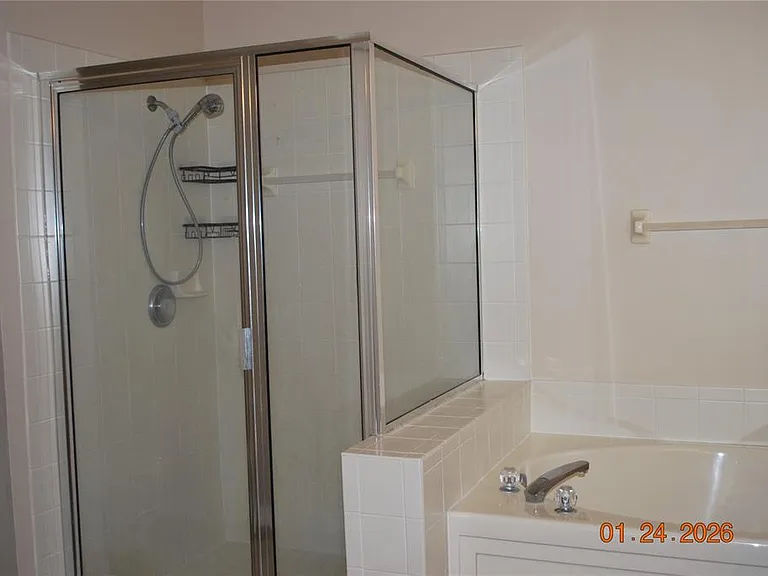 909 Grand Canyon Dr — Photo 12