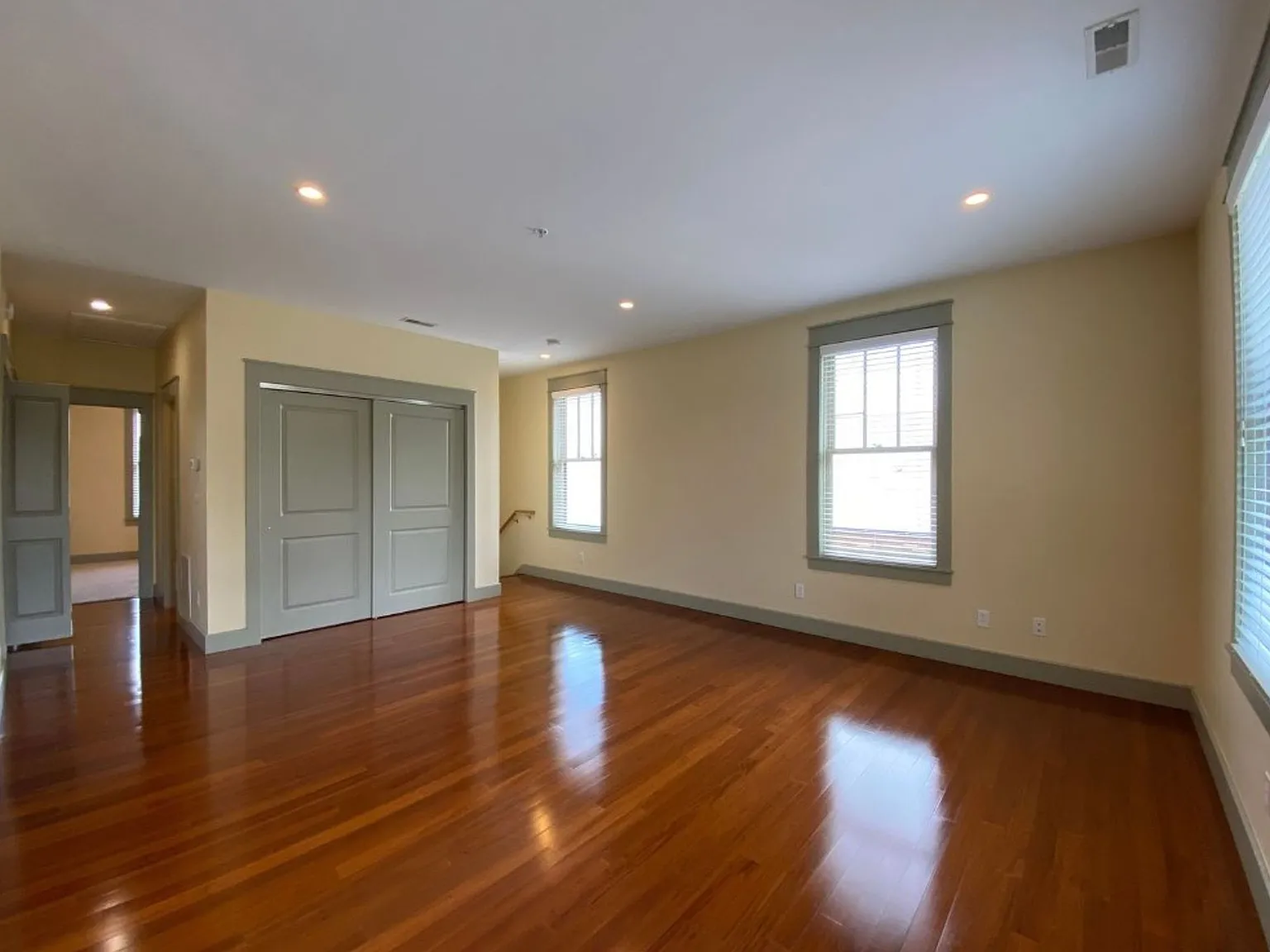 235 W. Dodds Street — Photo 4