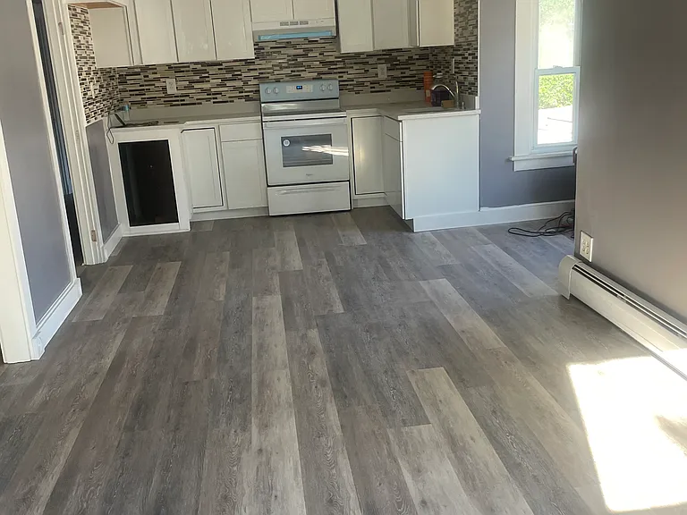 320 Cottage St #2 — Photo 1