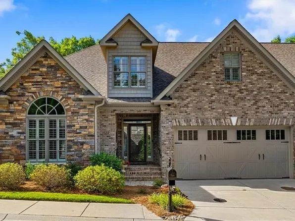 22 Blakeney Pl, Greensboro, NC 27408