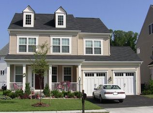 8606 Lenfant Pl, Manassas, VA 20112