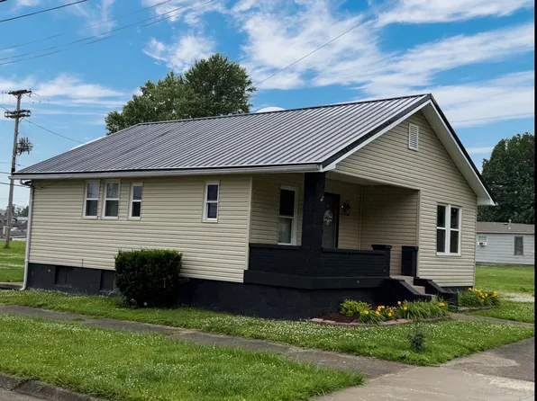 924 S 10th St, Ironton, OH 45638