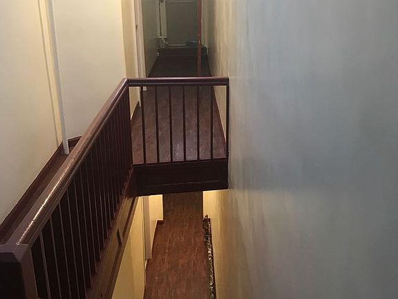 4th image of 2877 W 20th St APT 3