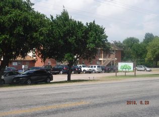 1705 S Washington St APT B7, Beeville, TX 78102