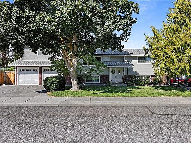 1927 Pike Ave