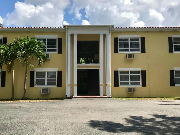 51 Edgewater Dr APT 4, Coral Gables, FL 33133