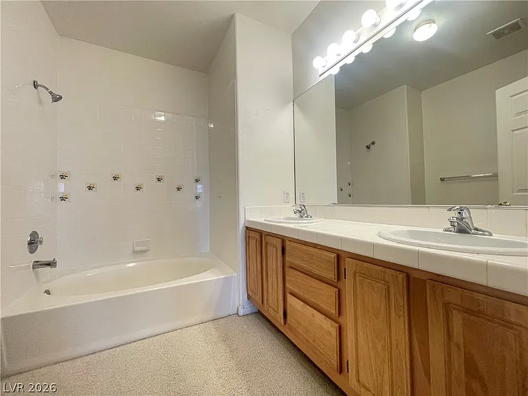 4901 Black Bear Rd #202 — Photo 6