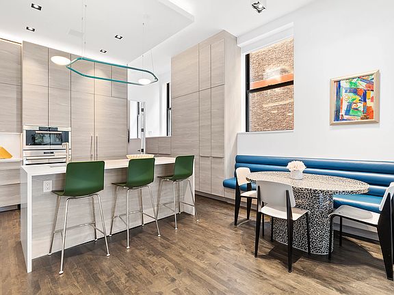 5th image of 65 W 13th St APT 7G