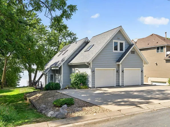 2937 Lakeshore Ave, Maple Plain, MN 55359