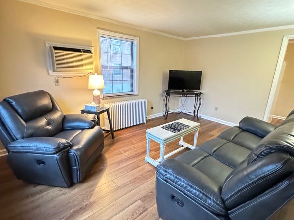 532 Wiltshire Blvd APT A