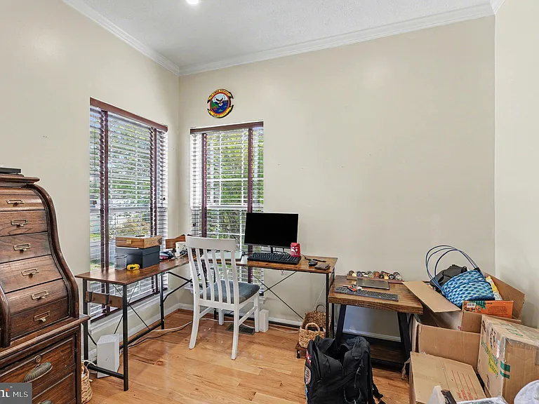 46 Northampton Blvd — Photo 12