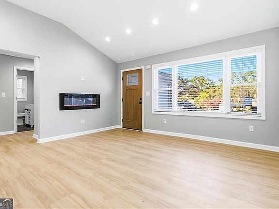 3rd image of 3790 Brook Way SW