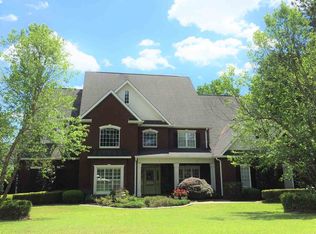 33 Willow Lake Dr, Warner Robins, GA 31093