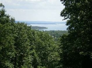 2601 Indian Point Rd, Branson, MO 65616