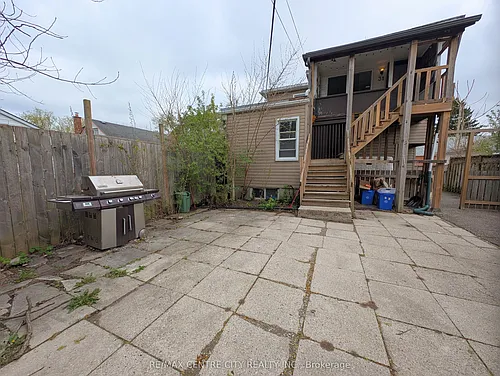 31 Langarth St W Photo 1