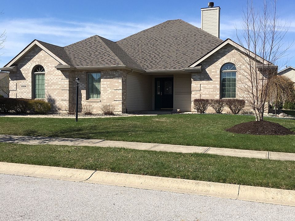 2nd image of 304 Owen St