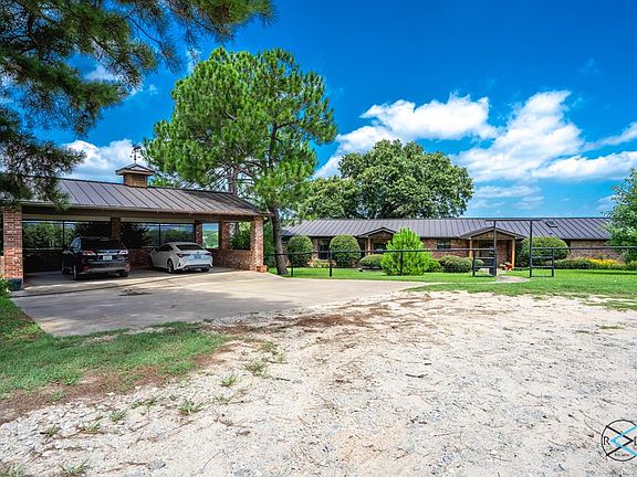 3rd image of 5951 County Road 3803