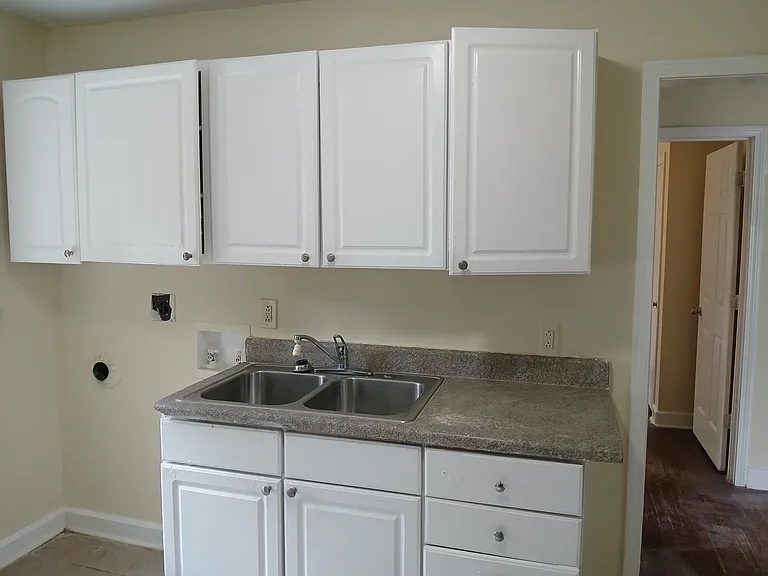 2117 Lasalle St #2 — Photo 14