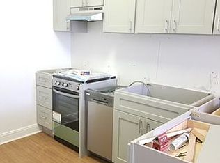 465 Park Pl APT 1R, Brooklyn, NY 11238