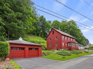 27 Richmond Ln, Adams, MA 01220