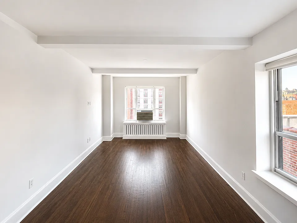 1080 Amsterdam Ave #802