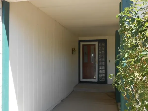 3056 Waterfield Dr, Sparks, NV 89434