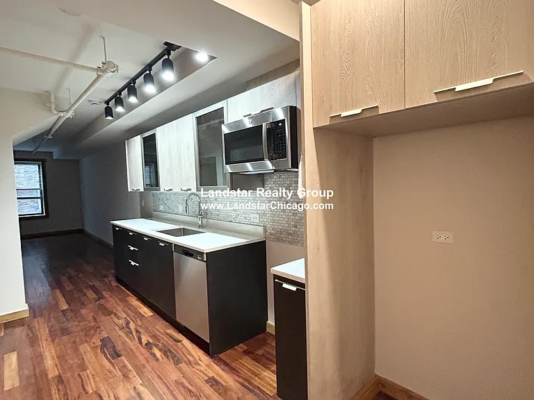 4611 S Ellis Ave #213 — Photo 3
