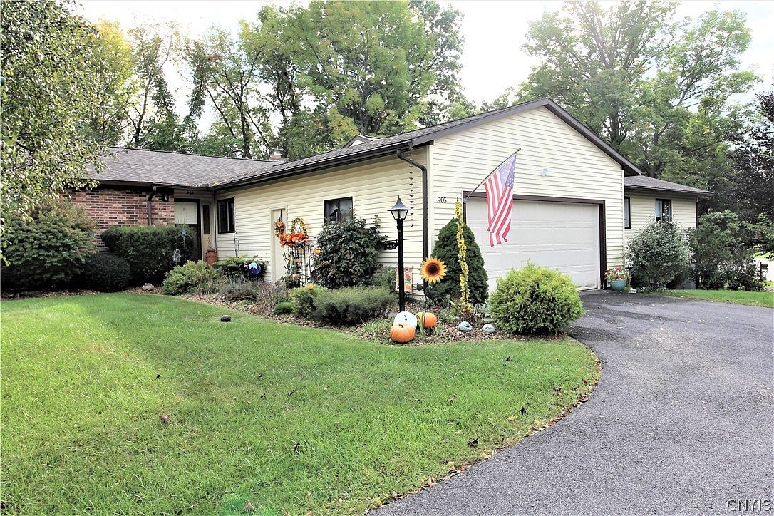 905 Kimry Moor, Fayetteville, NY 13066 Zillow