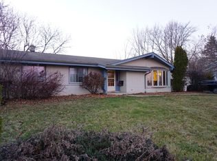 W180N8201 Town Hall Rd, Menomonee Falls, WI 53051
