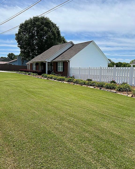 1st image of 757 Johnson Lake Rd SE