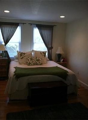 2nd image of 348 Medford St Ste 1