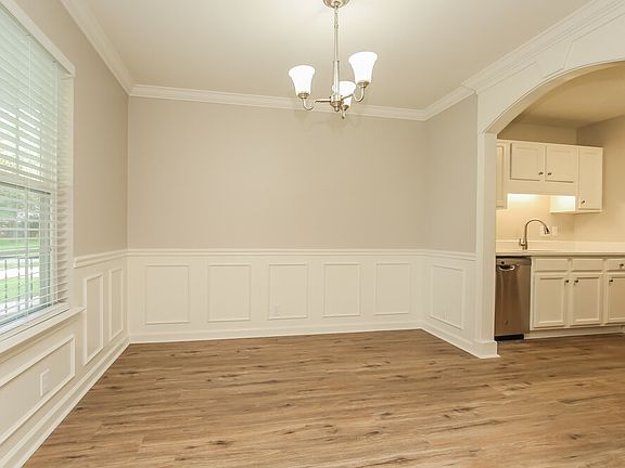 4th image of 3527 Paulownia Cir