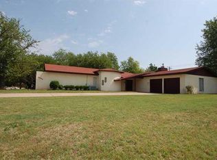 3701 Edgewater Dr, Oklahoma City, OK 73116