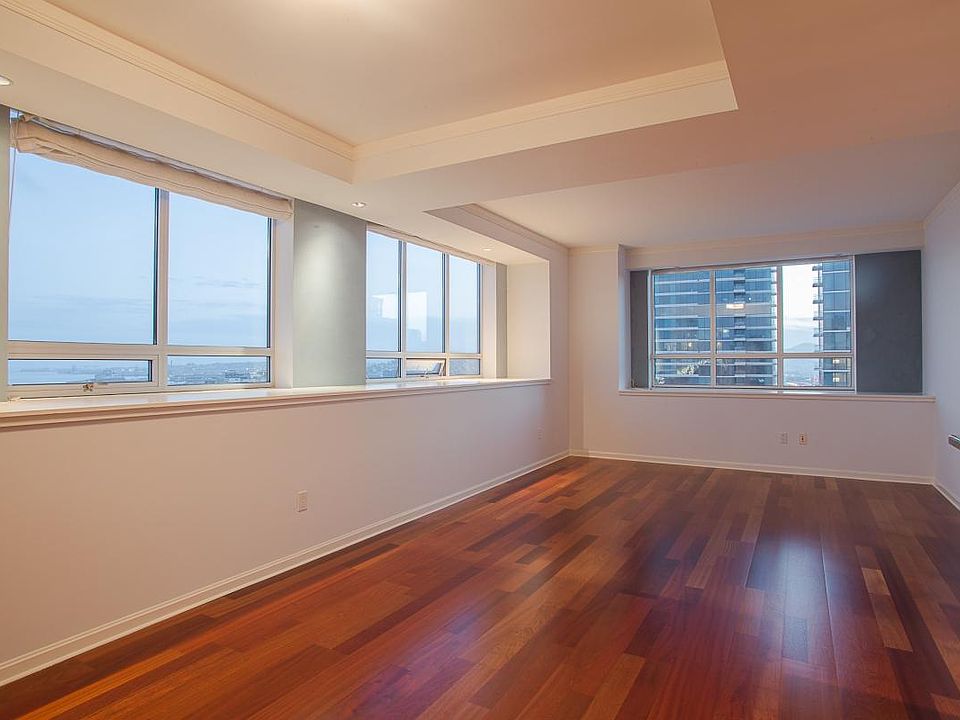 1st image of 400 Beale St APT 2506