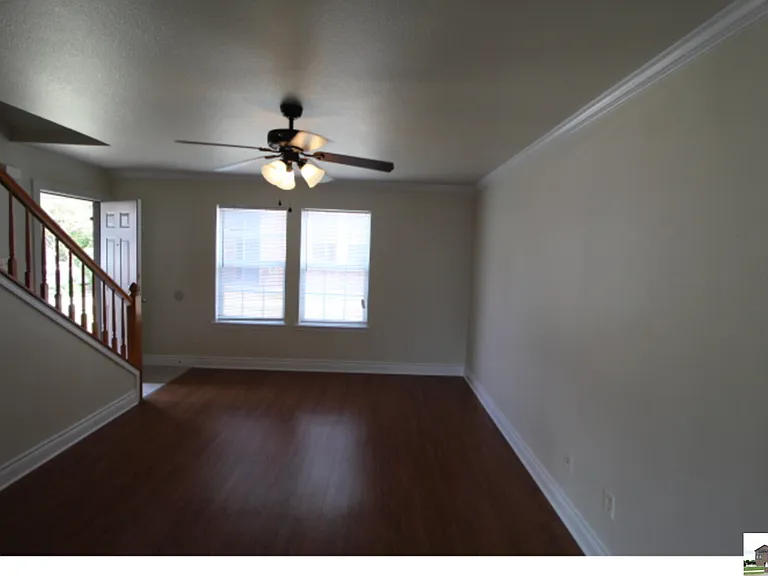 402 Bowden Ave #B — Photo 8