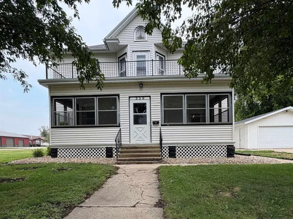 339 3rd St, Ashton, IA 51232