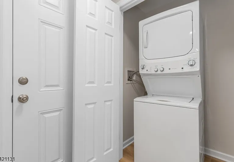 127 Main St #2B — Photo 17