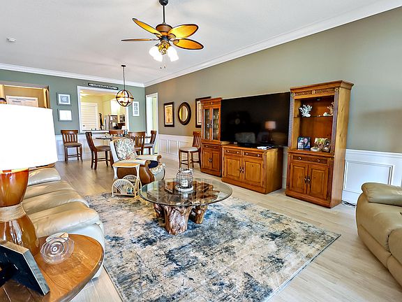 2nd image of 21 Harbour Isle Drive W #Ph02