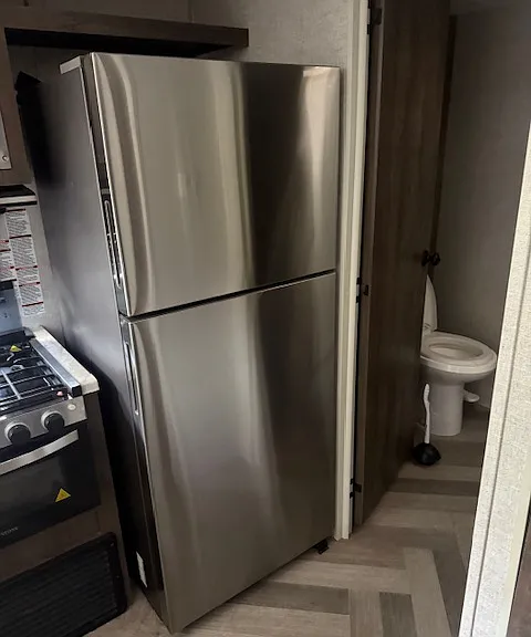 351 Inwood Dr #C — Photo 8