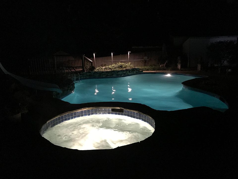 2nd image of 5409 Clifton St