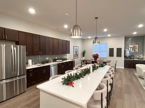 Horizon Apartments & Villas