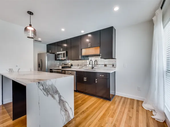 4616 W Lovers Ln APT 208, Dallas, TX 75209