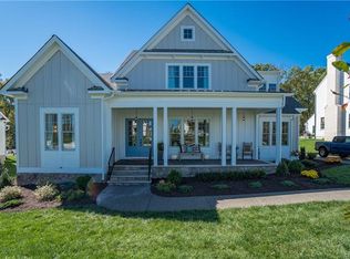 1718 Tulip Hill Dr, Midlothian, VA 23112