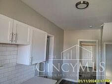 5th image of 1876 Huron Ave