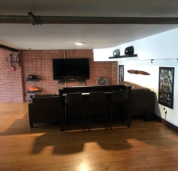 115 E Tyler St #200 — Photo 12