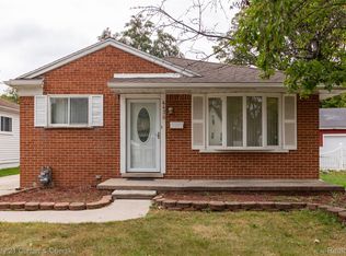 4430 Raymond Ave, Dearborn Heights, MI 48125