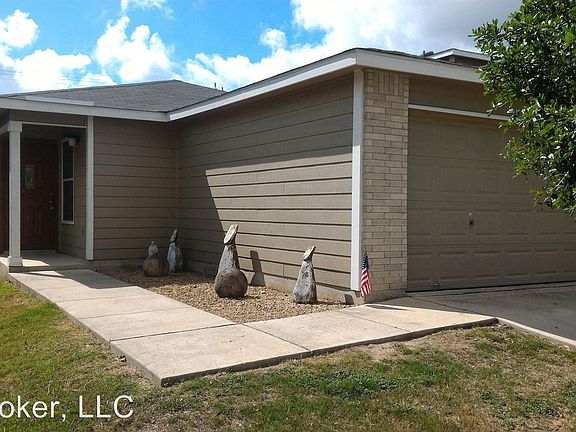 3rd image of 8010 Willow Country