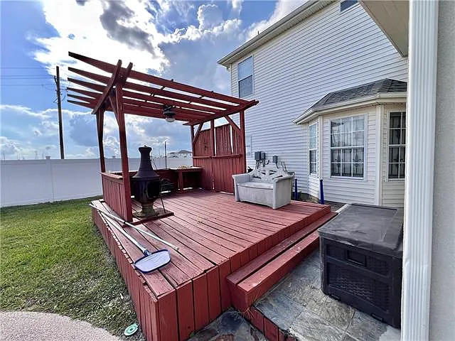 2153 Sutherland Pl — Photo 29